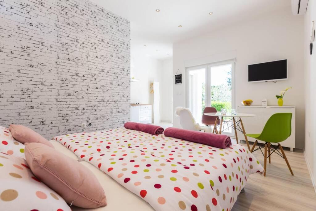 זאדאר Candy Ap.-Near Center,Bus,Beach+Free Parking Place מראה חיצוני תמונה