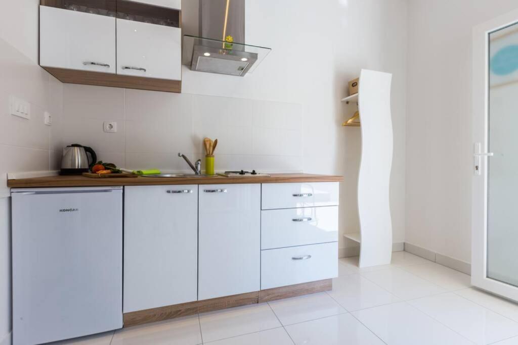 זאדאר Candy Ap.-Near Center,Bus,Beach+Free Parking Place מראה חיצוני תמונה