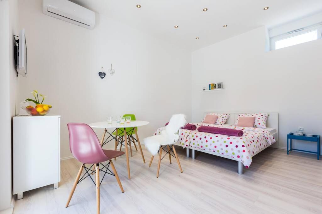 זאדאר Candy Ap.-Near Center,Bus,Beach+Free Parking Place מראה חיצוני תמונה